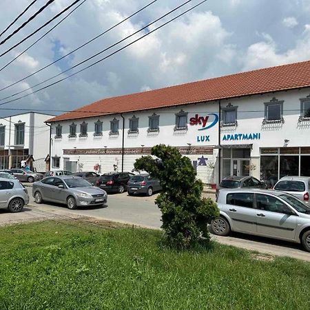 Airport Sky Apartments Lux Beograd Ngoại thất bức ảnh